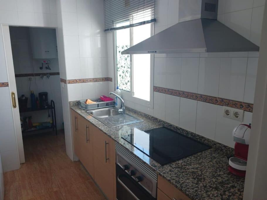 Apartamento A Pie De Playa Con Parking Privado Rota Esterno foto